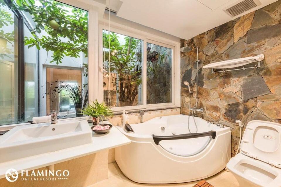 Flamingos Villa Happy Bt Ngọc Quang エクステリア 写真